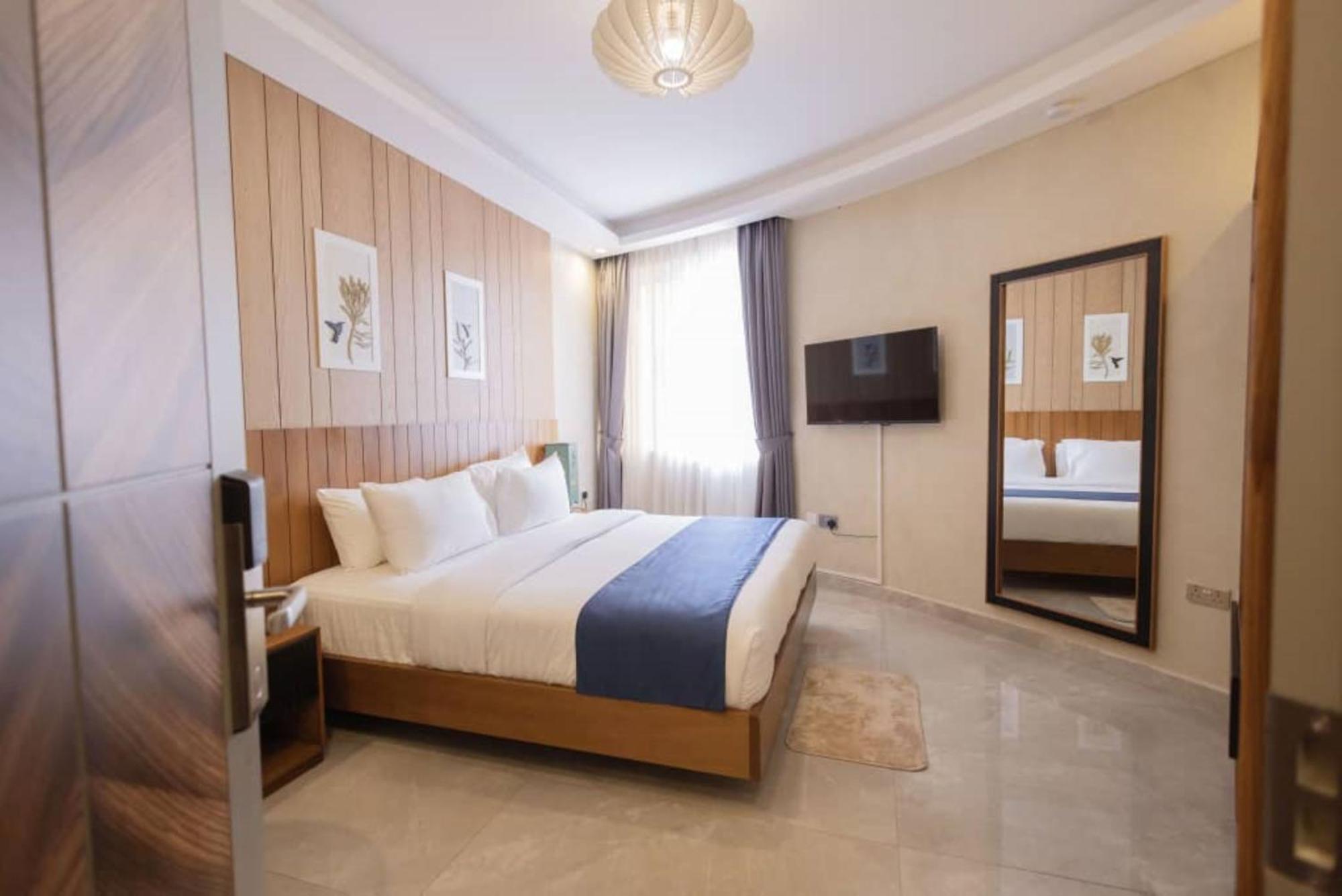 Grik Hotel - Entebbe Exteriér fotografie