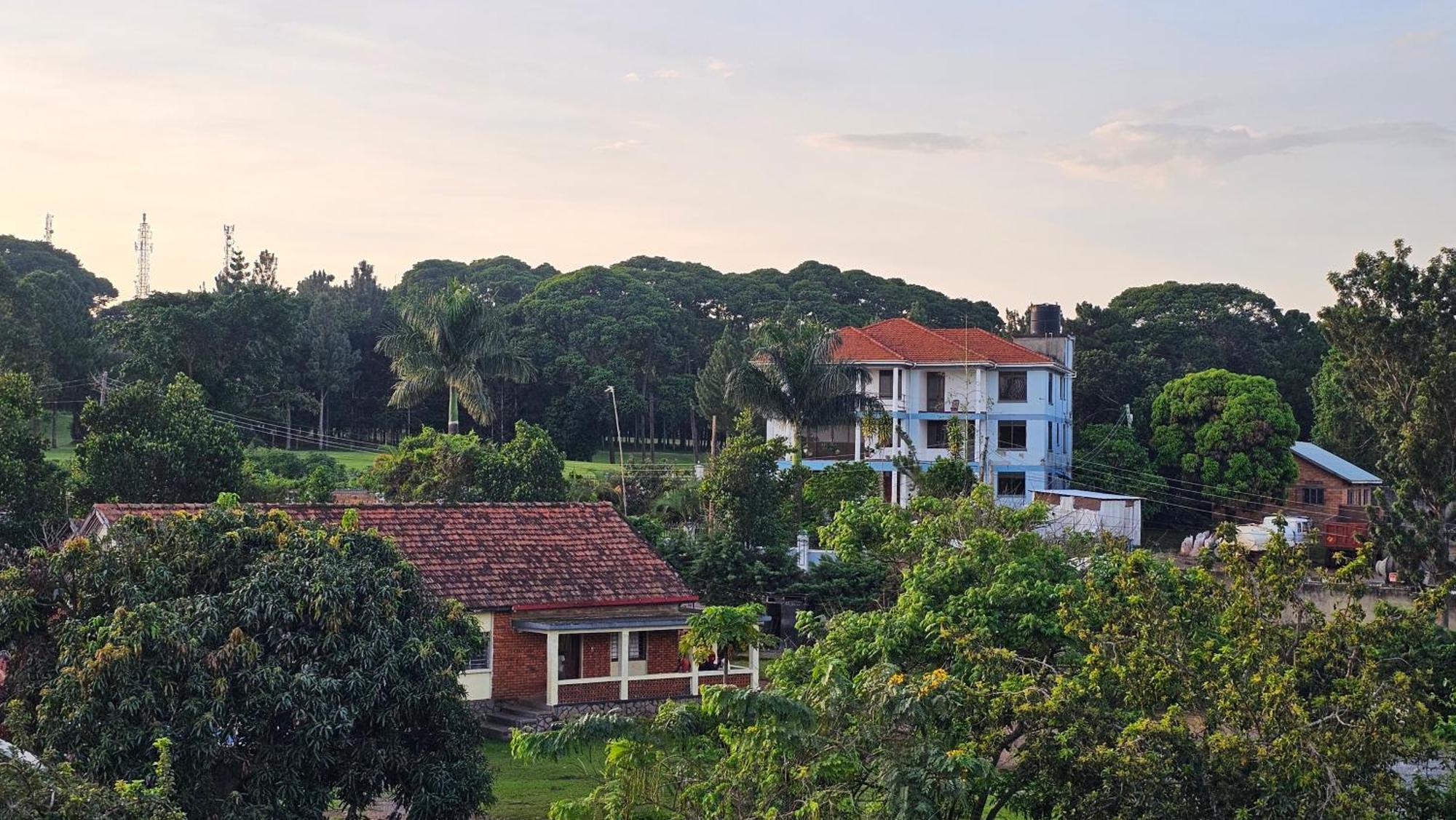 Grik Hotel - Entebbe Exteriér fotografie